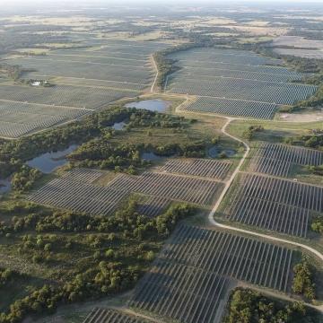 Aerial view of the Bright Arrow solar project